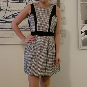 One piece classic black and white dress
